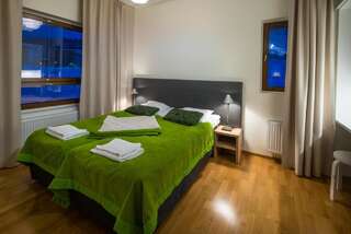 Отель Lapland Hotels Saaga Юллясярви Апартаменты с 2 спальнями и сауной - Дополнительное здание А-4